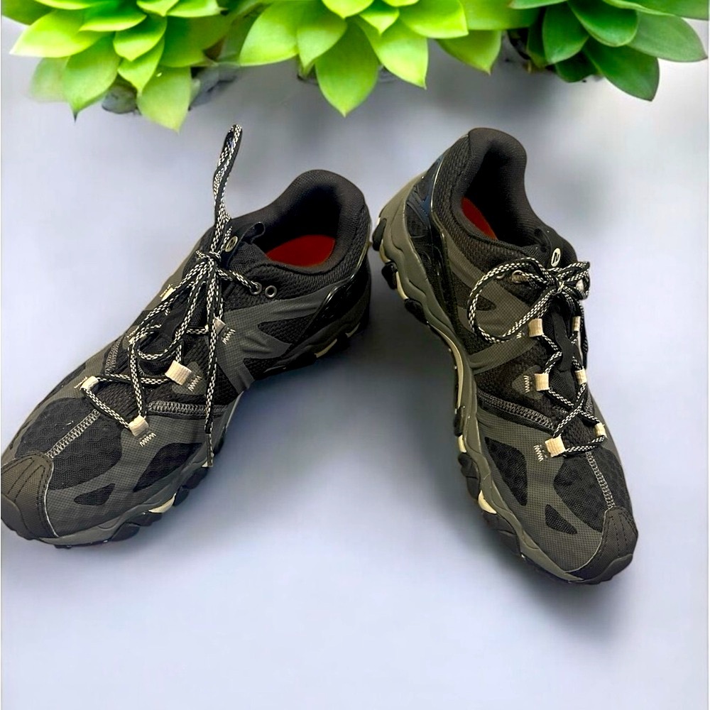 Merrell Black Sneakers with Quick-Lace System and Rugged Soles